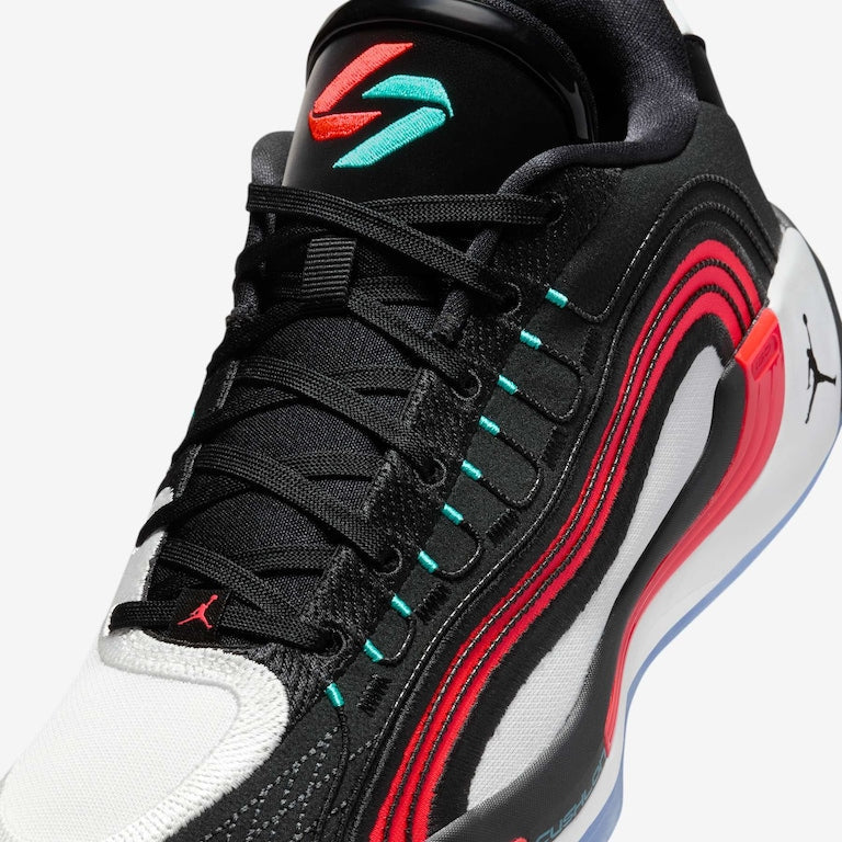 Jordan Luka 4 'Preto e Vermelho'