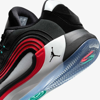 Jordan Luka 4 'Preto e Vermelho'