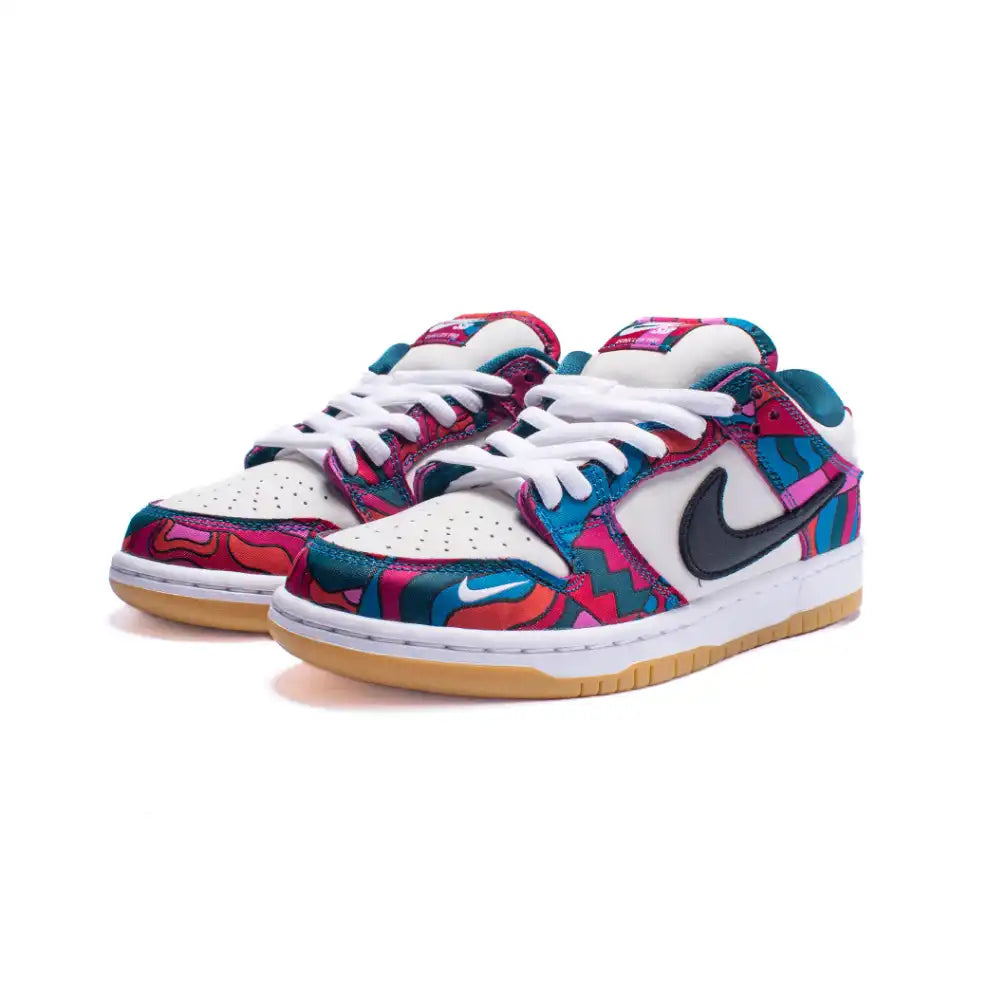 Tênis Parra x Nike SB Dunk Low Pro Abstract Art