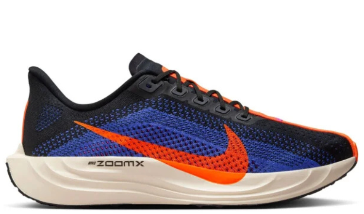 Pegasus Plus 'Black Hyper Crimson'
