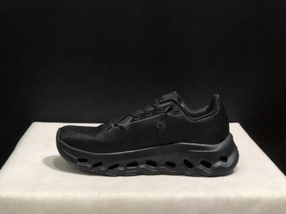 On Cloudtilt 'Triple Black'