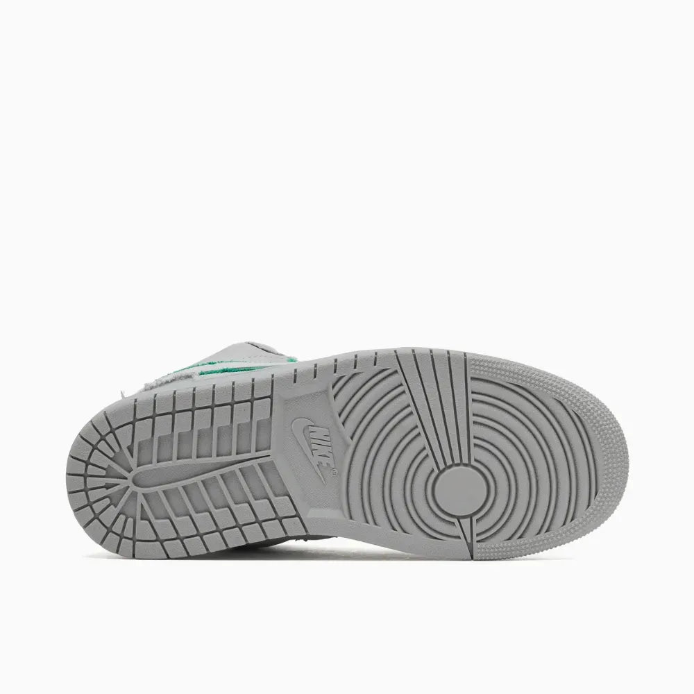 Air Jordan 1 Low SE Distressed Light Smoke Grey