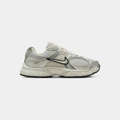 Nike V5 RNR Spruce Fog Metallic Silver Summit White