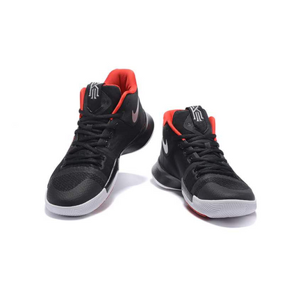 Tênis Nike Kyrie 3