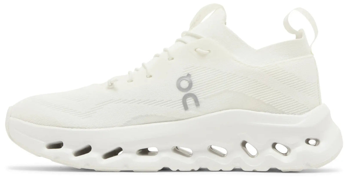 On x LOEWE Cloudtilt 'White'