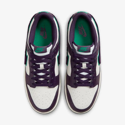 Tênis Nike Dunk Low Chenille Swoosh Sail Grand Purple