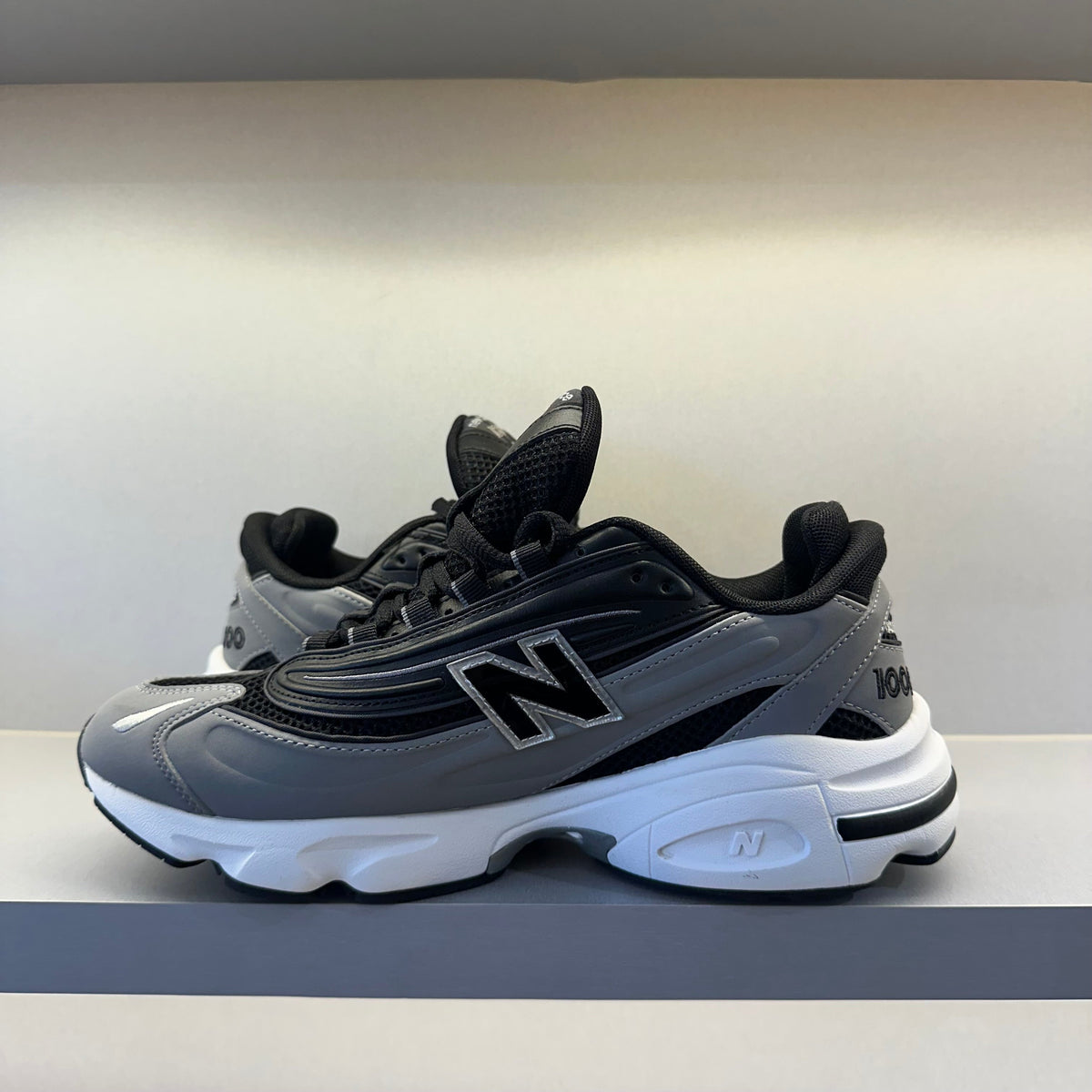 New Balance 1000 Black Grey (Pronta Entrega)