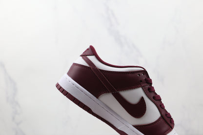 Tênis Nike Dunk Low Bordeaux
