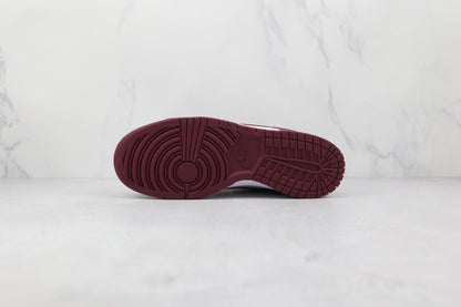 Tênis Nike Dunk Low Bordeaux