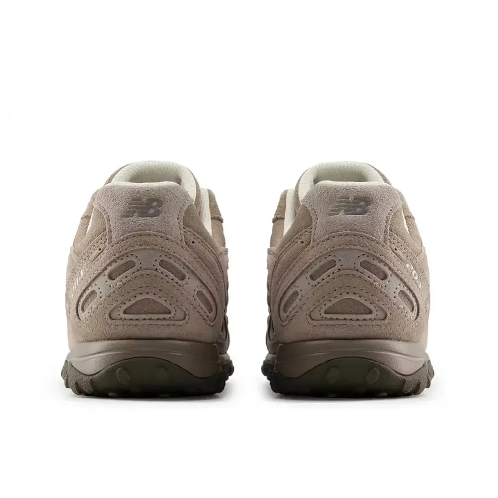 New Balance 204L Beige