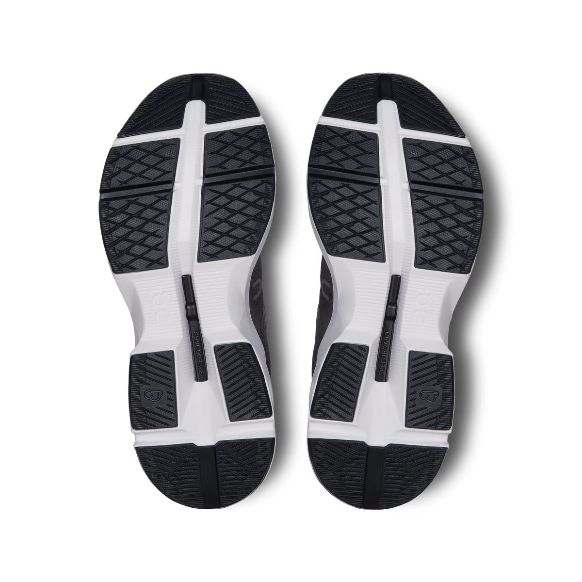 Cloudpulse - Black | White - feminino