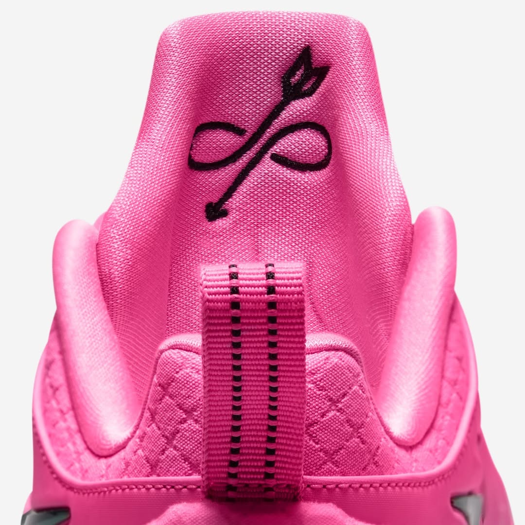 Nike A'Two 'A'Pink Shoe'