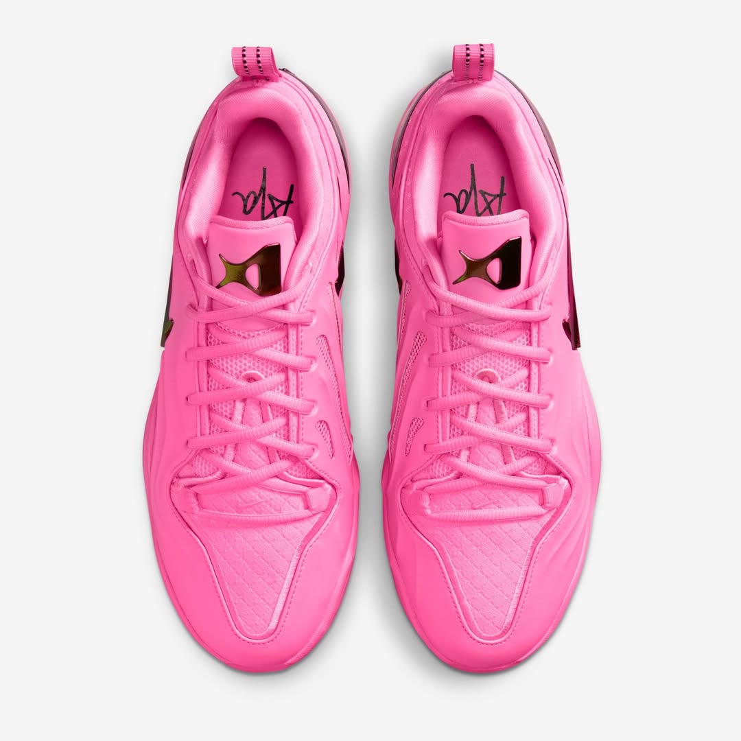 Nike A'Two 'A'Pink Shoe'