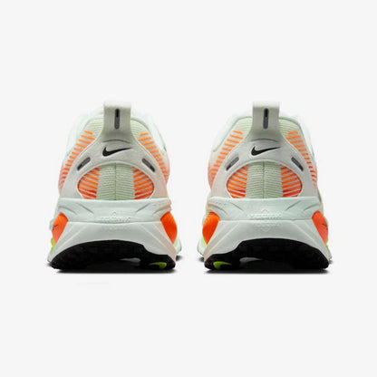 Vomero 18 "White and Orange"
