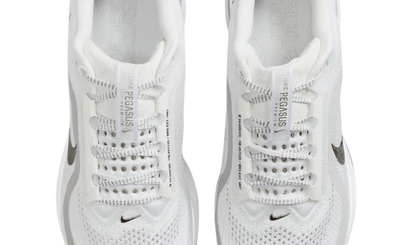 Pegasus Premium 'White Metallic Silver'