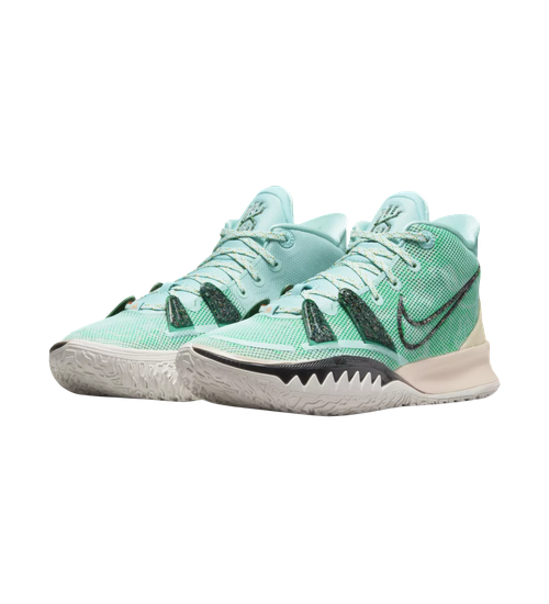Nike Kyrie 7 'Copa'