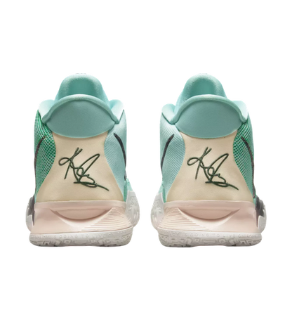 Nike Kyrie 7 'Copa'