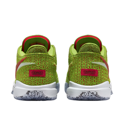 Nike LeBron 20 'Christmas'