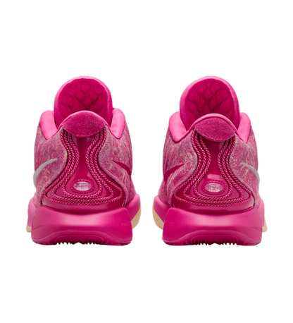Nike LeBron 21 'Pink'