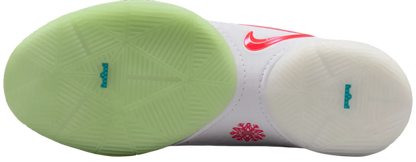 Nike LeBron 22 'Christmas'