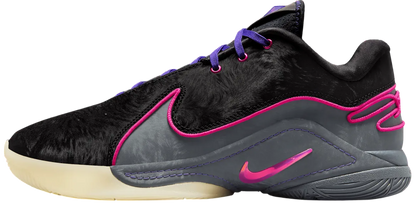 Nike LeBron 22 'Tunnel Vision'