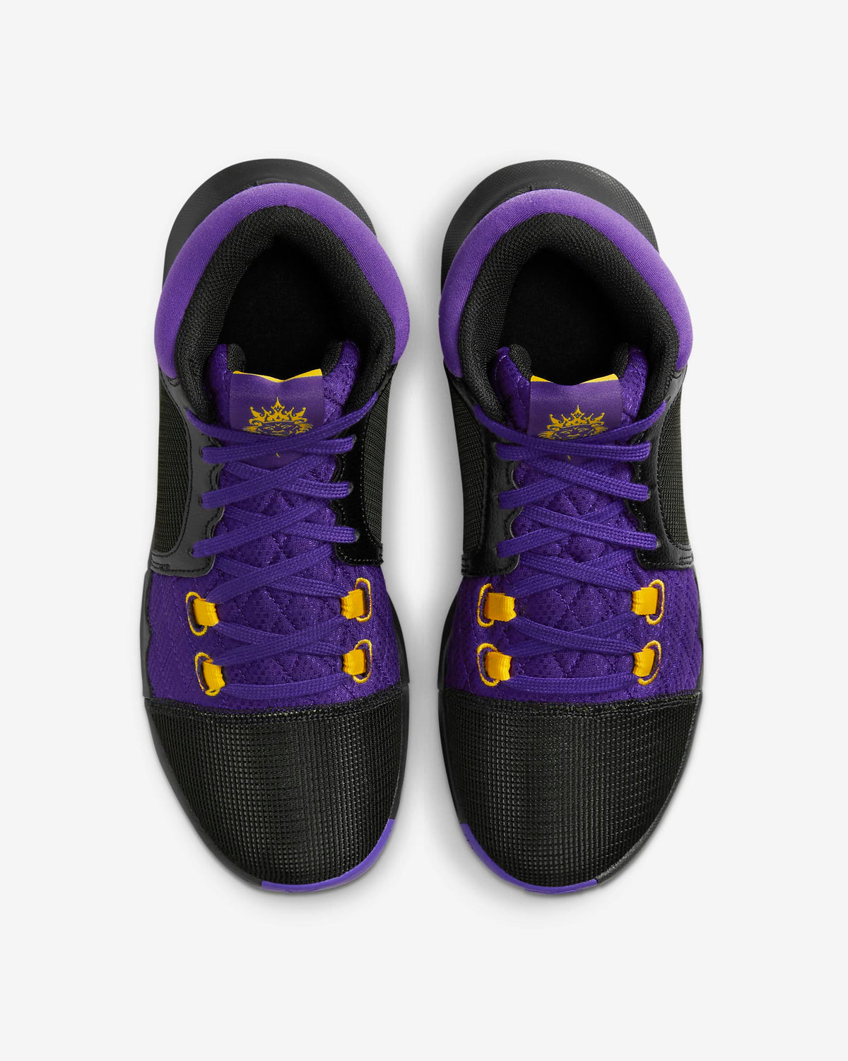 LeBron Witness 8