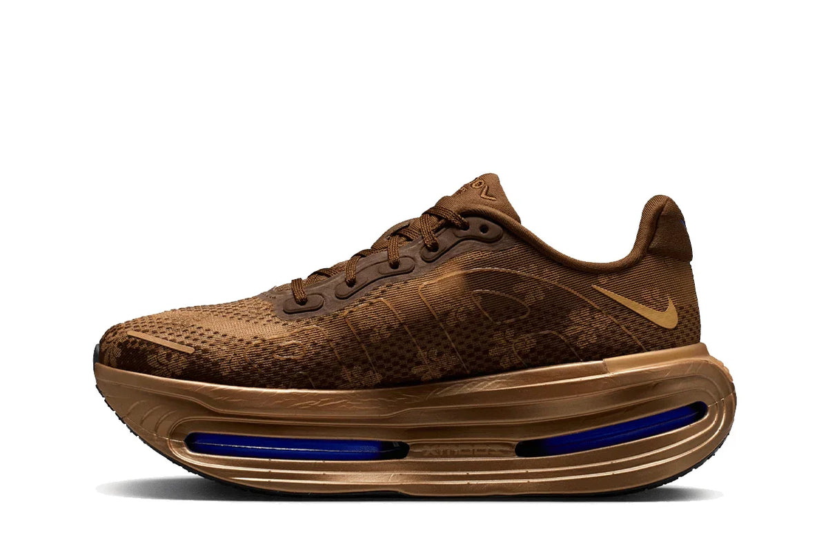 Nike Vomero Premium Flat Stout